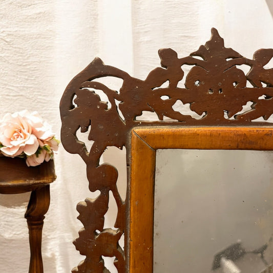 Cornice a singola luce intagliata, stile Black Forest, 1880 - 1900