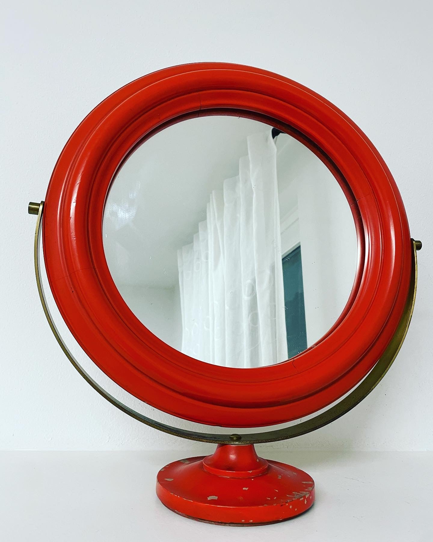 60's mirror
