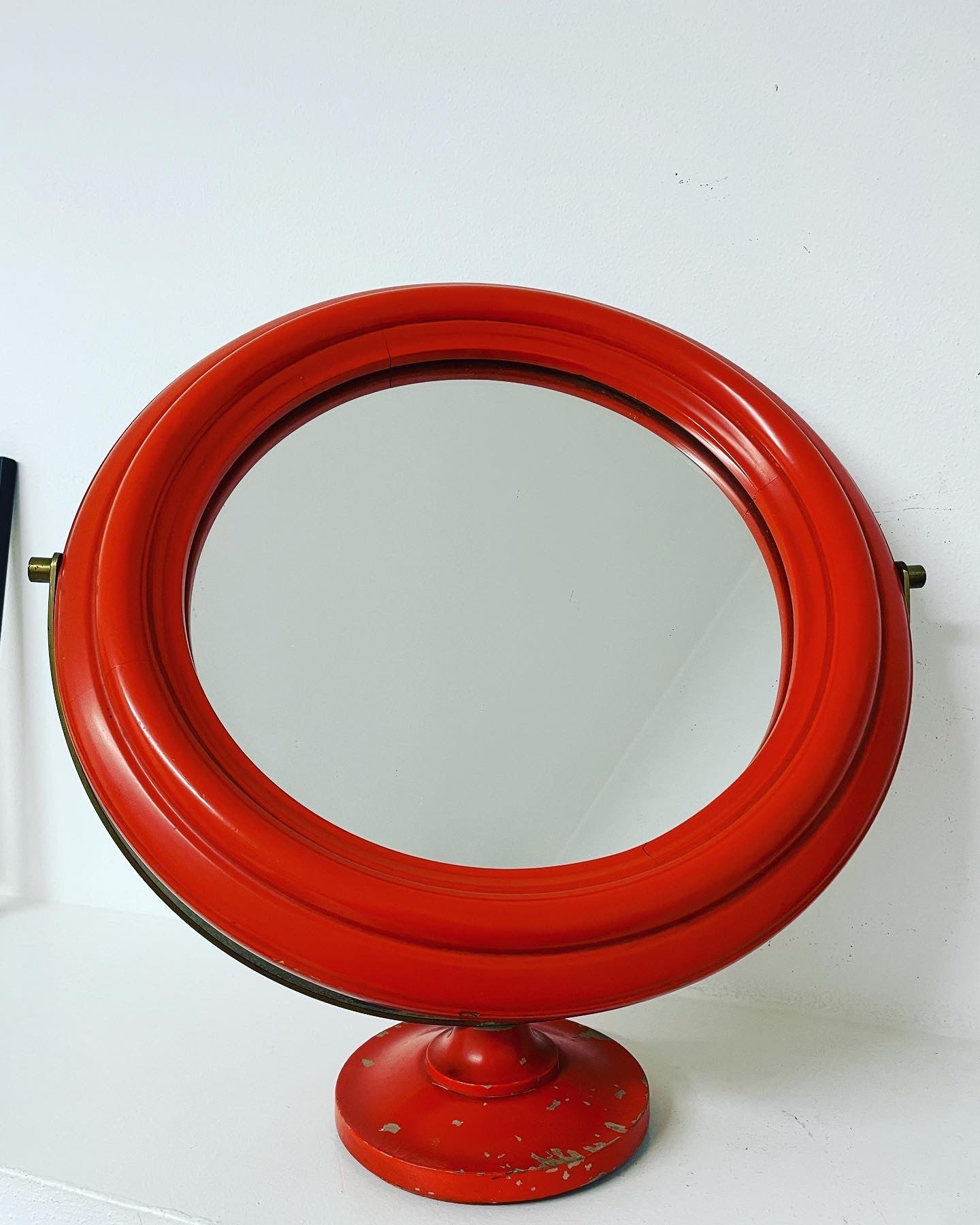 60's mirror