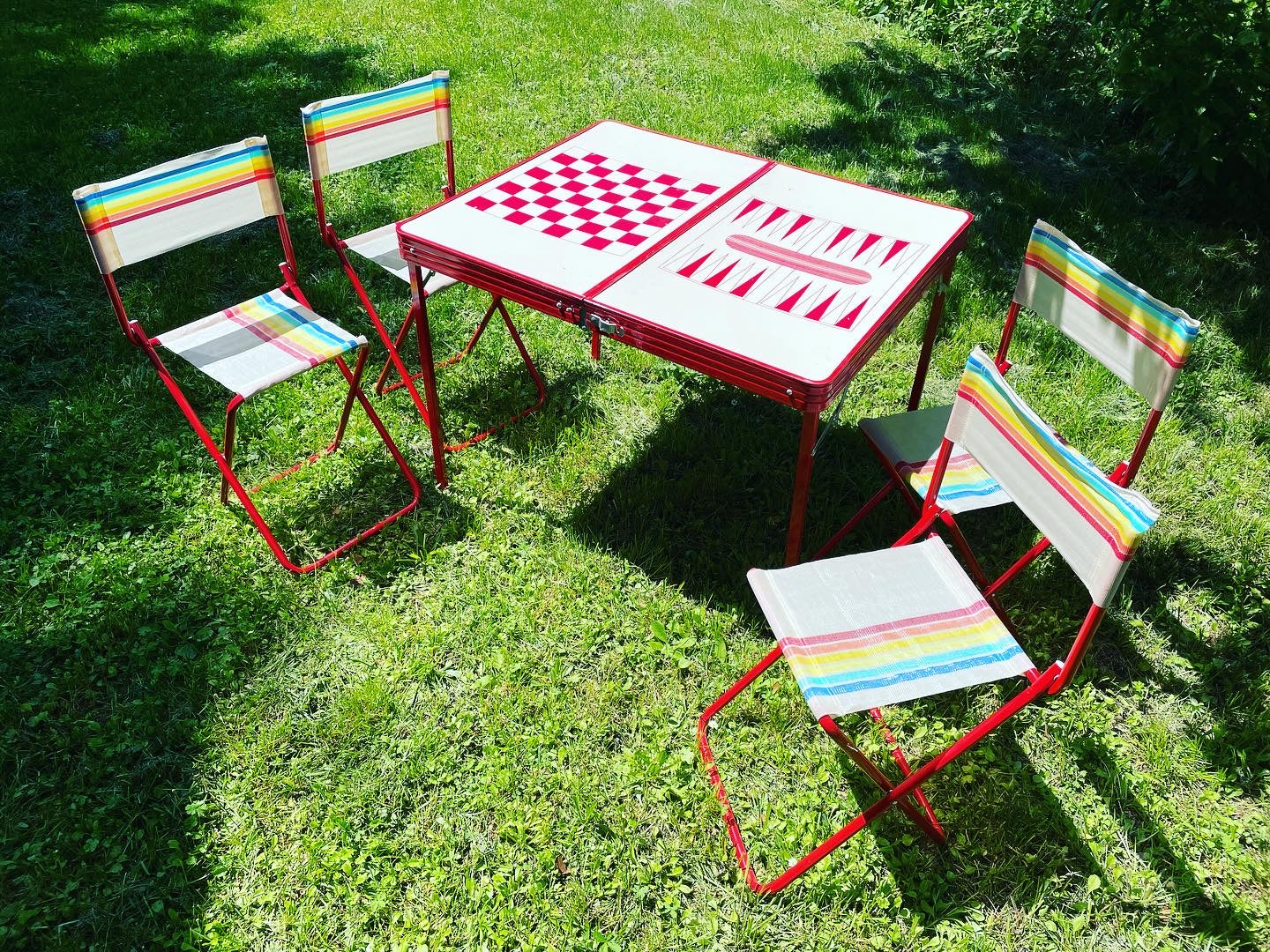 Tavolo e sedie anni 70 da spiaggia – ModernariaMente