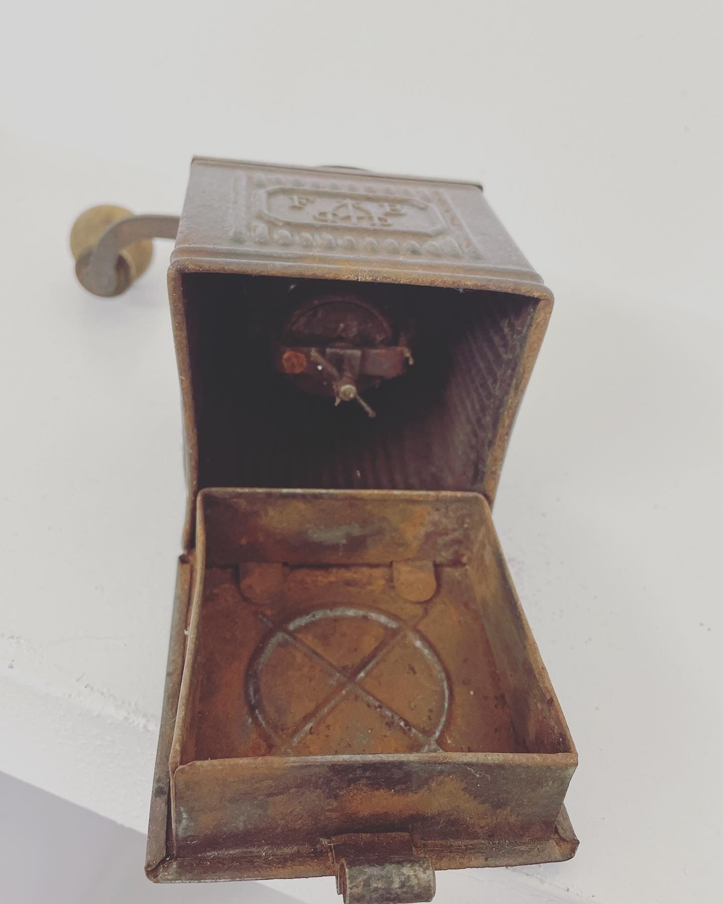 Three Spade Coffee Grinder