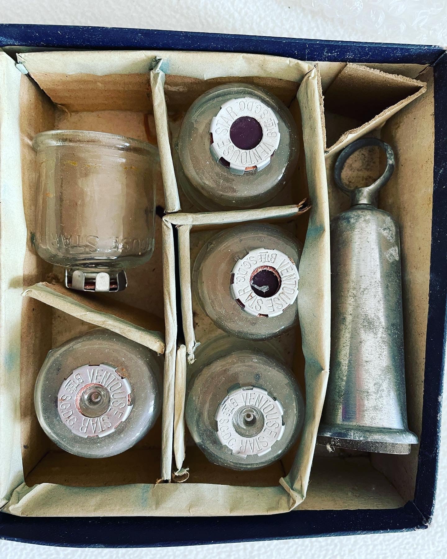 Vacuum pump bloodletting