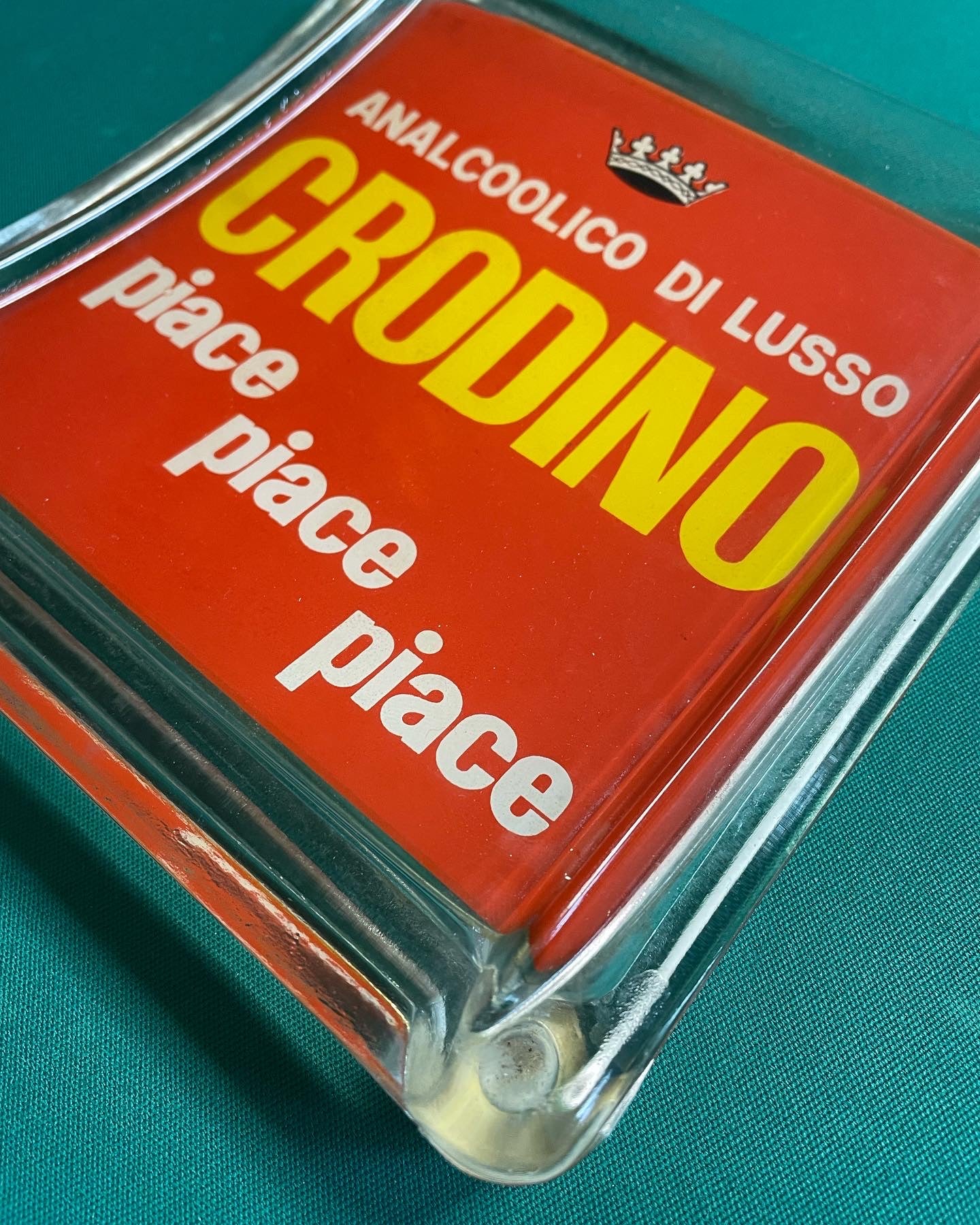 Crodino glass change tray