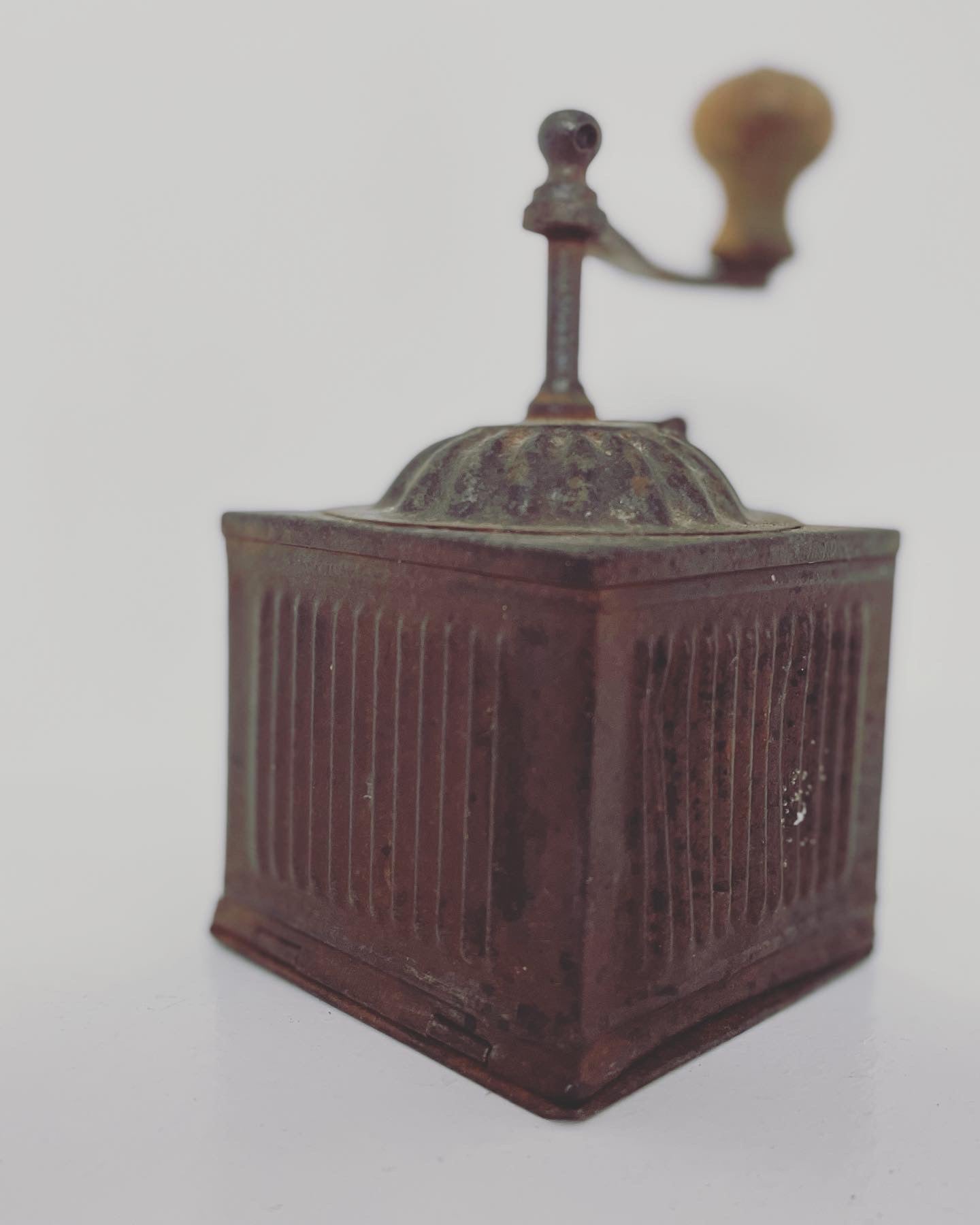 Three Spade Coffee Grinder