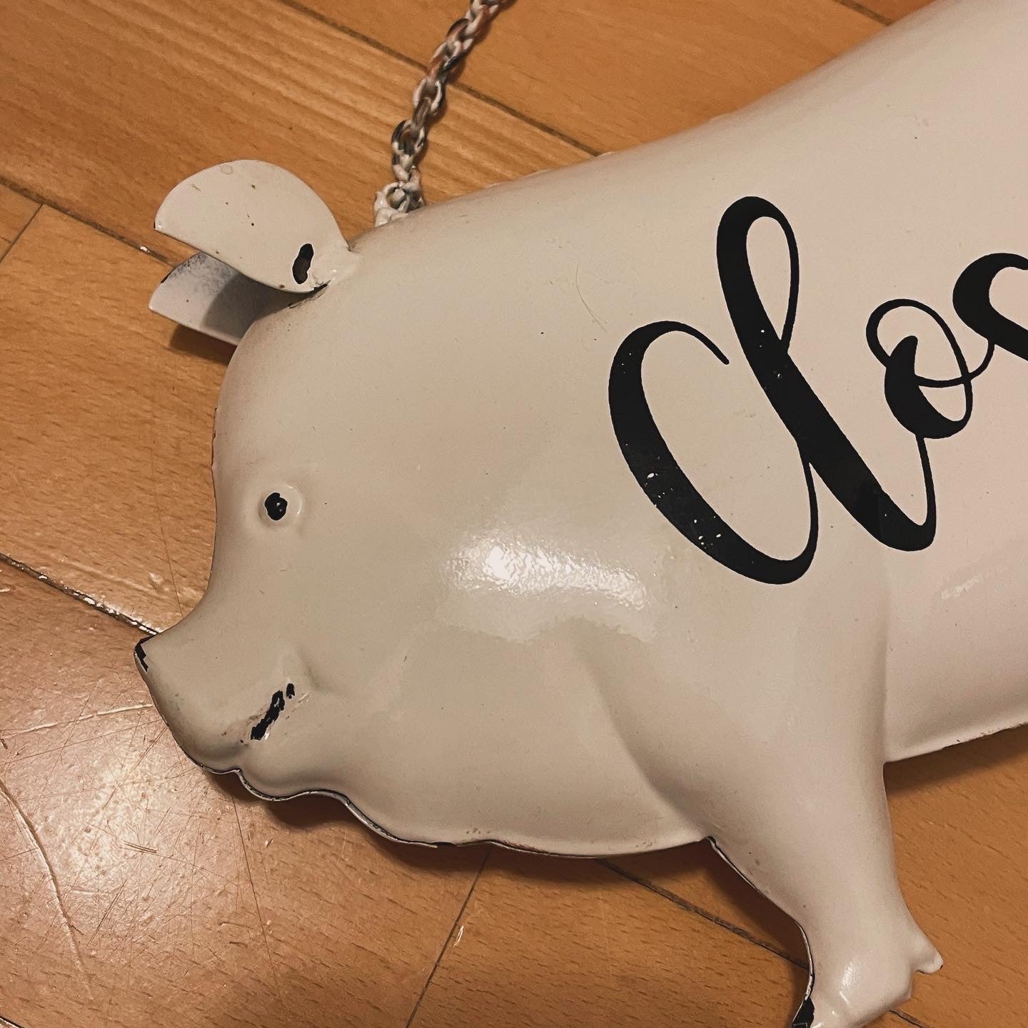 Pig sign in sheet metal