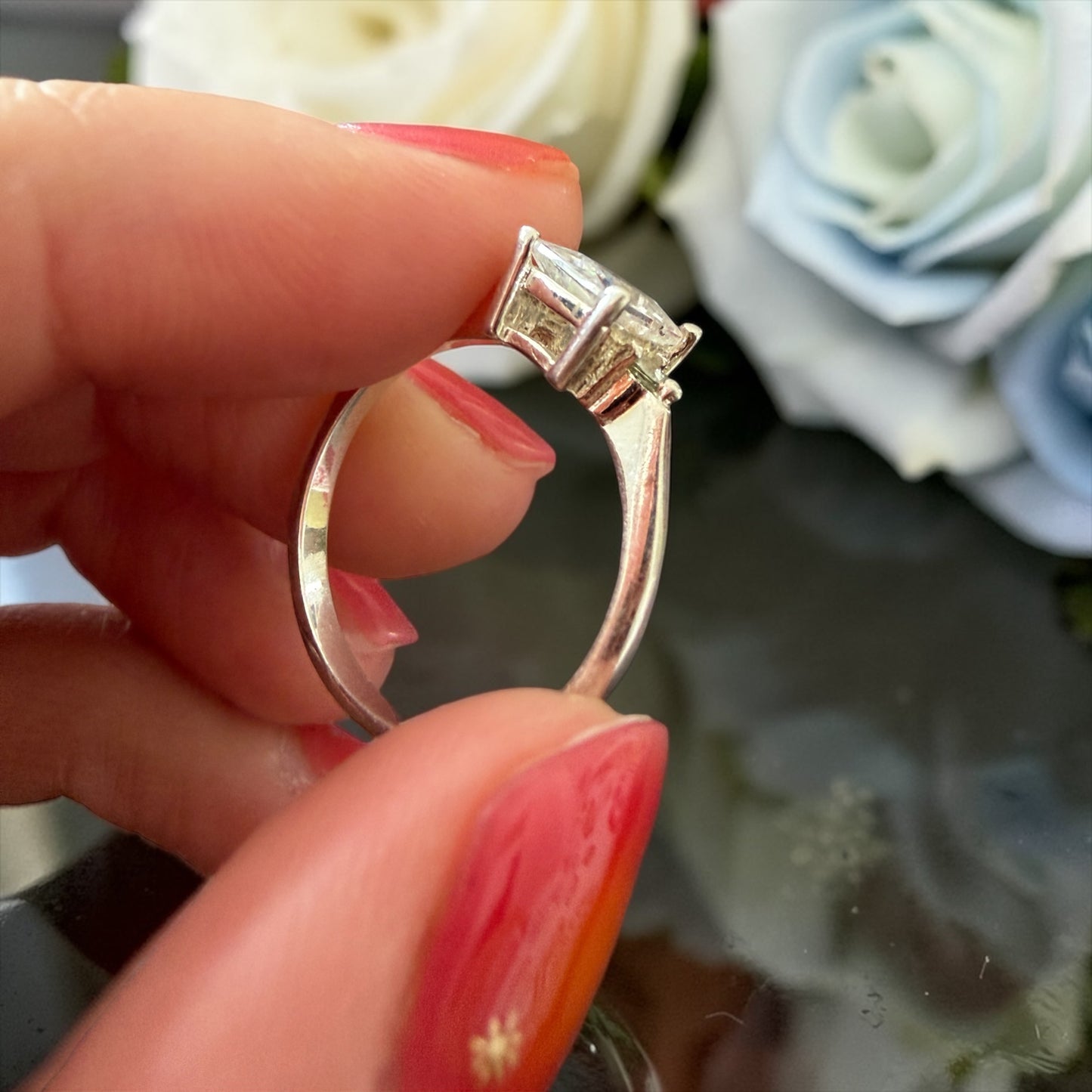 Anello trilogy in argento con zirconia cubica e taglio princess, fine ‘900