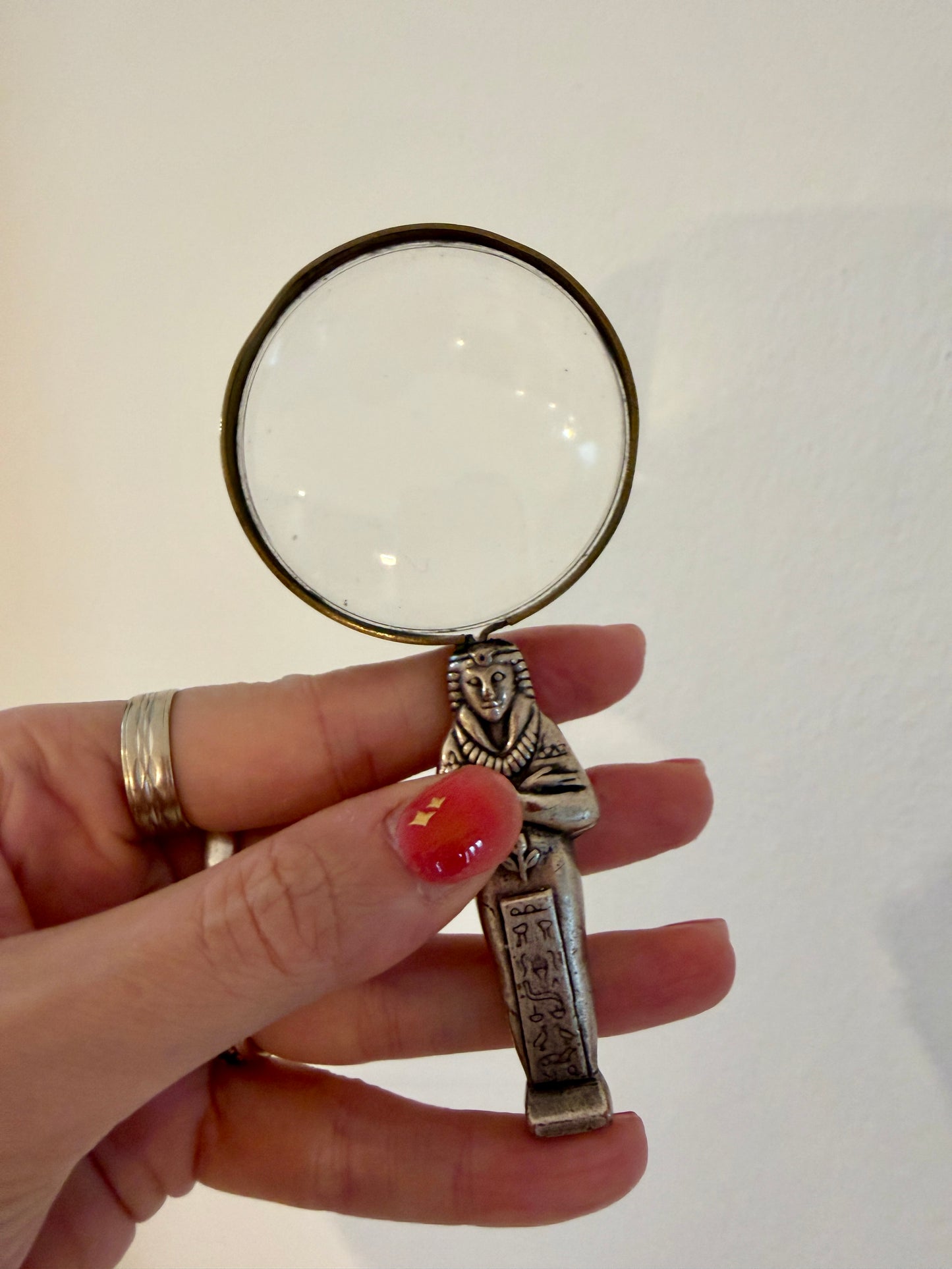 Lente di ingrandimento antica ispirata all’Egittologia, prima metà ‘900