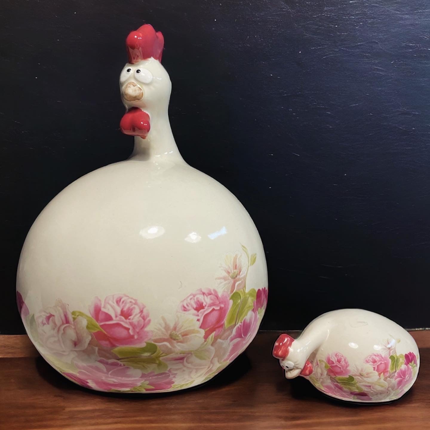 Provencal chicken ceramics