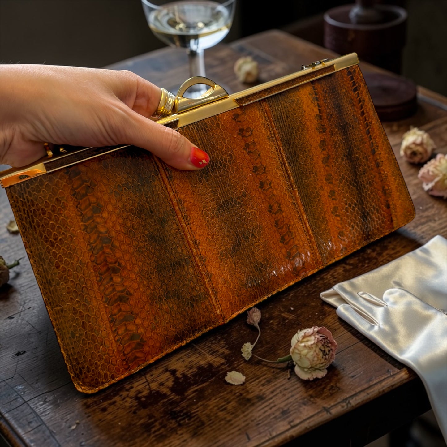 Clutch bag effetto rettile con catenella, vintage originale fine anni ‘50 - primi ‘60