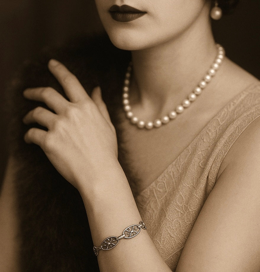 Bracciale in argento ricavato da antica catena da panciotto, fine ‘800 con chiusura contemporanea