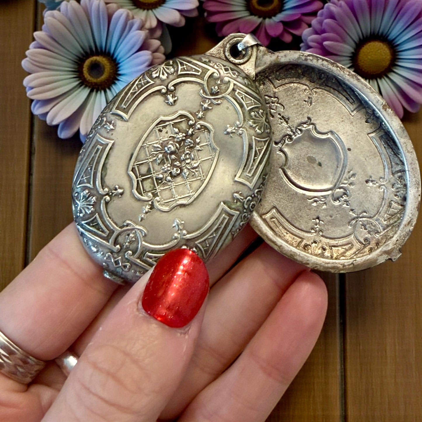 Pendente da Chatelaine specchio a scorrimento con decorazione bifacciale, placcato argento fine ‘800