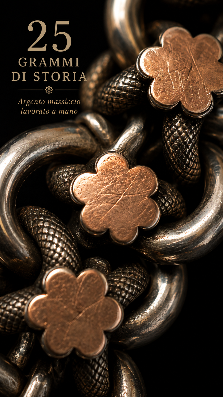 Antica catena da panciotto in argento massiccio con inserti dorati a stella e breloque, fine ‘800