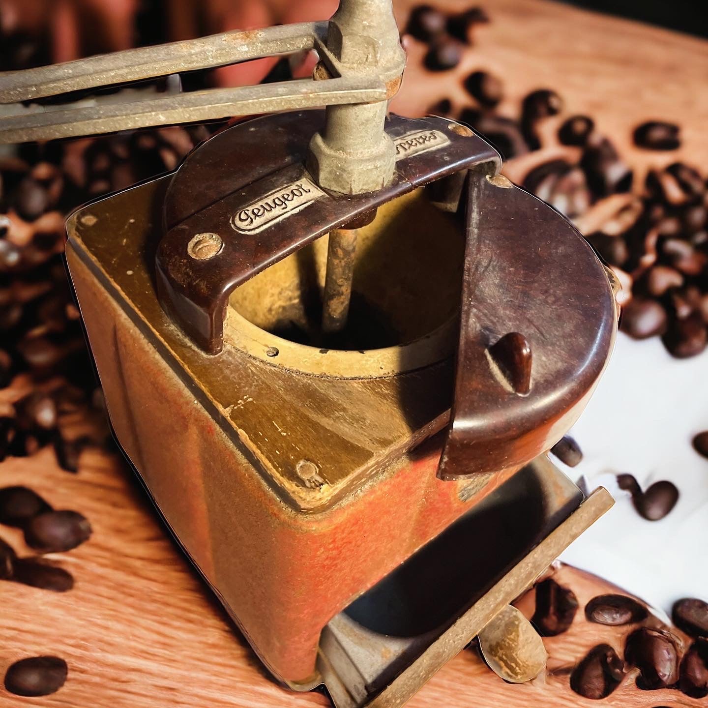 Peugeot Red Coffee Grinder ￼