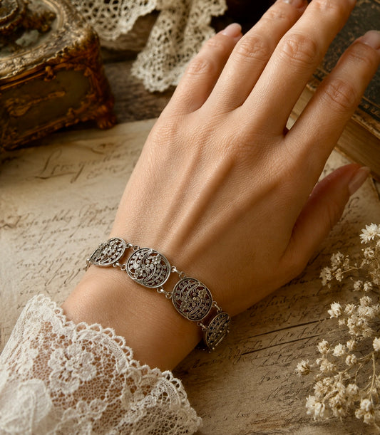 Bracciale in filigrana d’argento 835 anni ‘40-‘50 a delicato motivo floreale