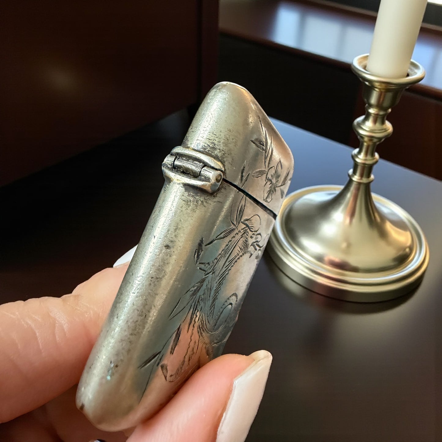 Vesta case giapponista con dragone inciso, 1890-1910