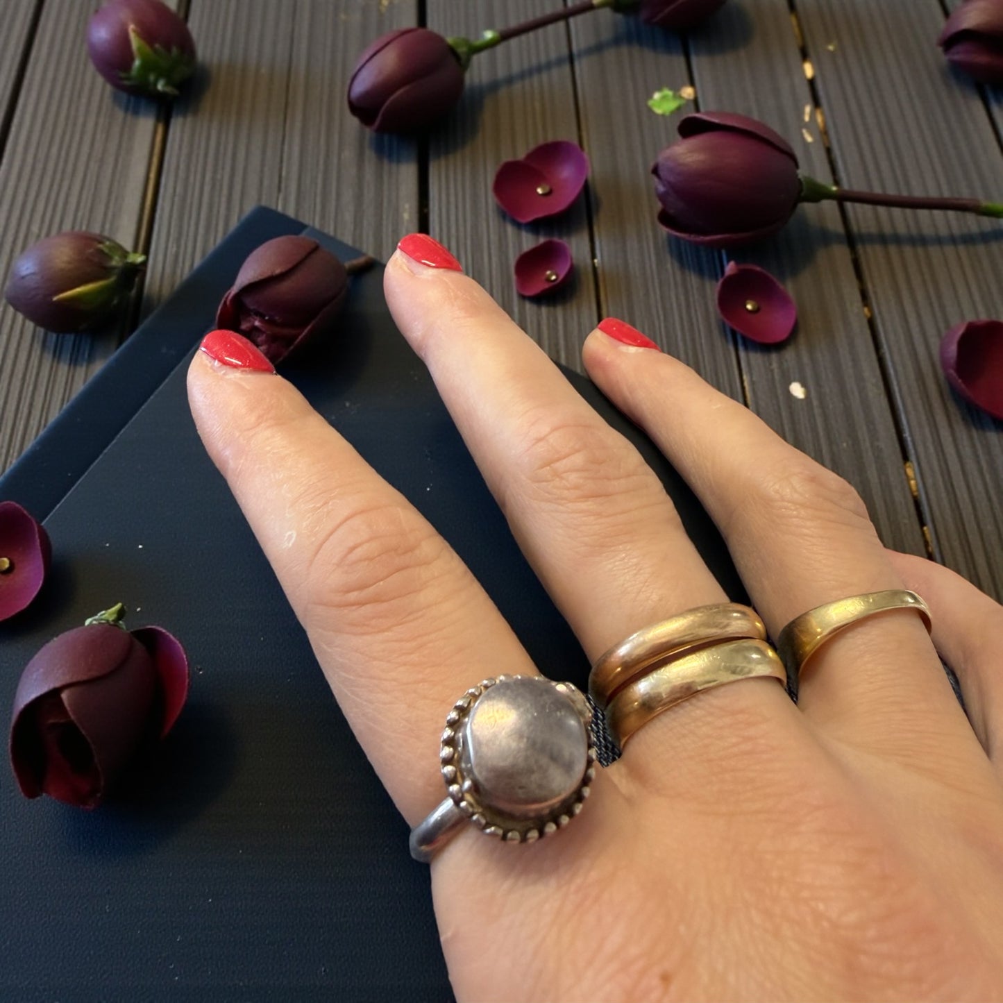 Anello devozionale con scomparto segreto da reliquia, primo ‘900 in argento 825