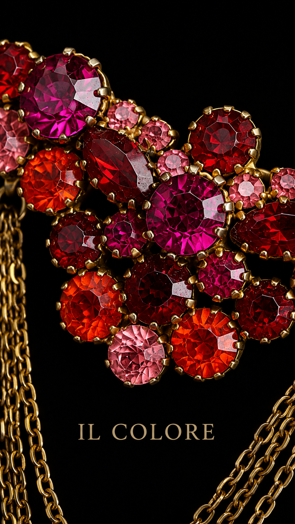 Drapery Brooch o spilla a festoni anni ‘40 con cristalli e catenelle pendenti