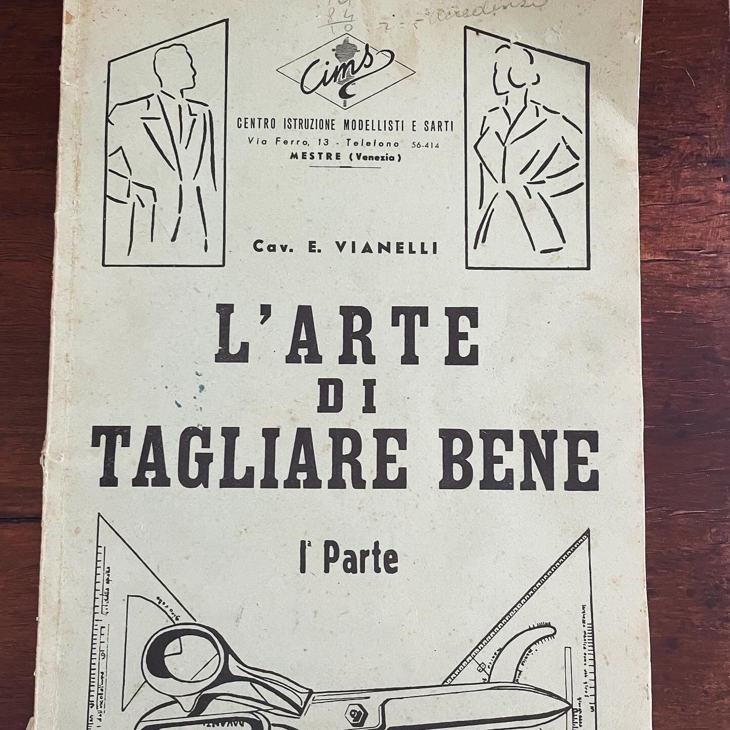 Manuale taglio e cucito 1950