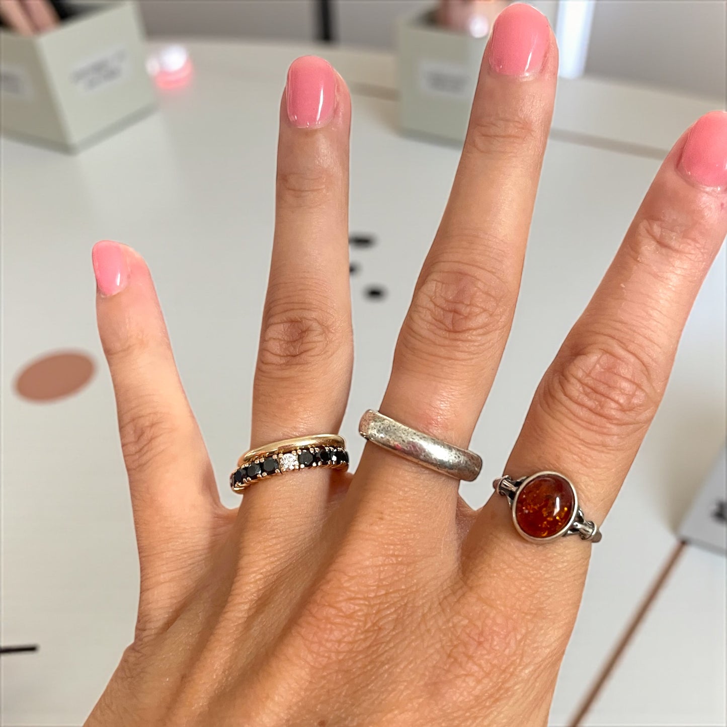 Anello francese in argento ed ambra baltica, punzonato, ca anni ‘40