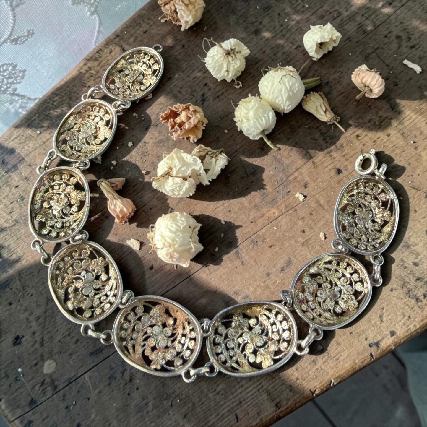 Bracciale in filigrana d’argento 835 anni ‘40-‘50 a delicato motivo floreale