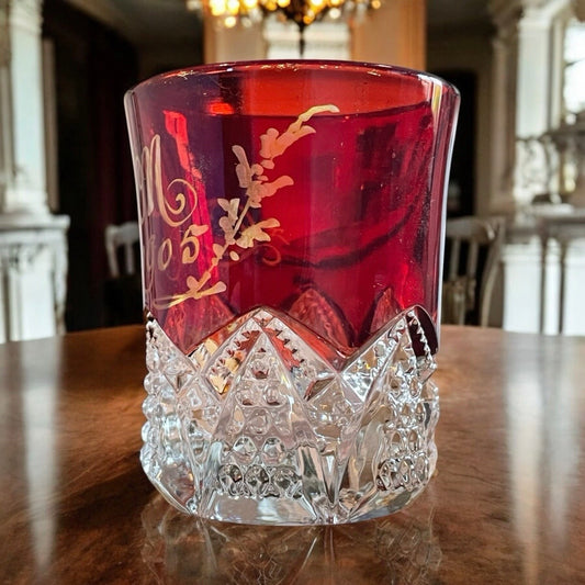 Antico bicchiere da nascita americano in ruby flash, 1905