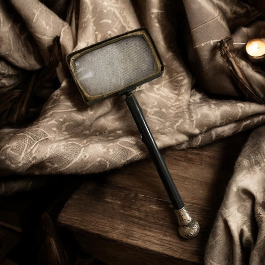 Antica lente di ingrandimento vittoriana da studio con impugnatura lavorata