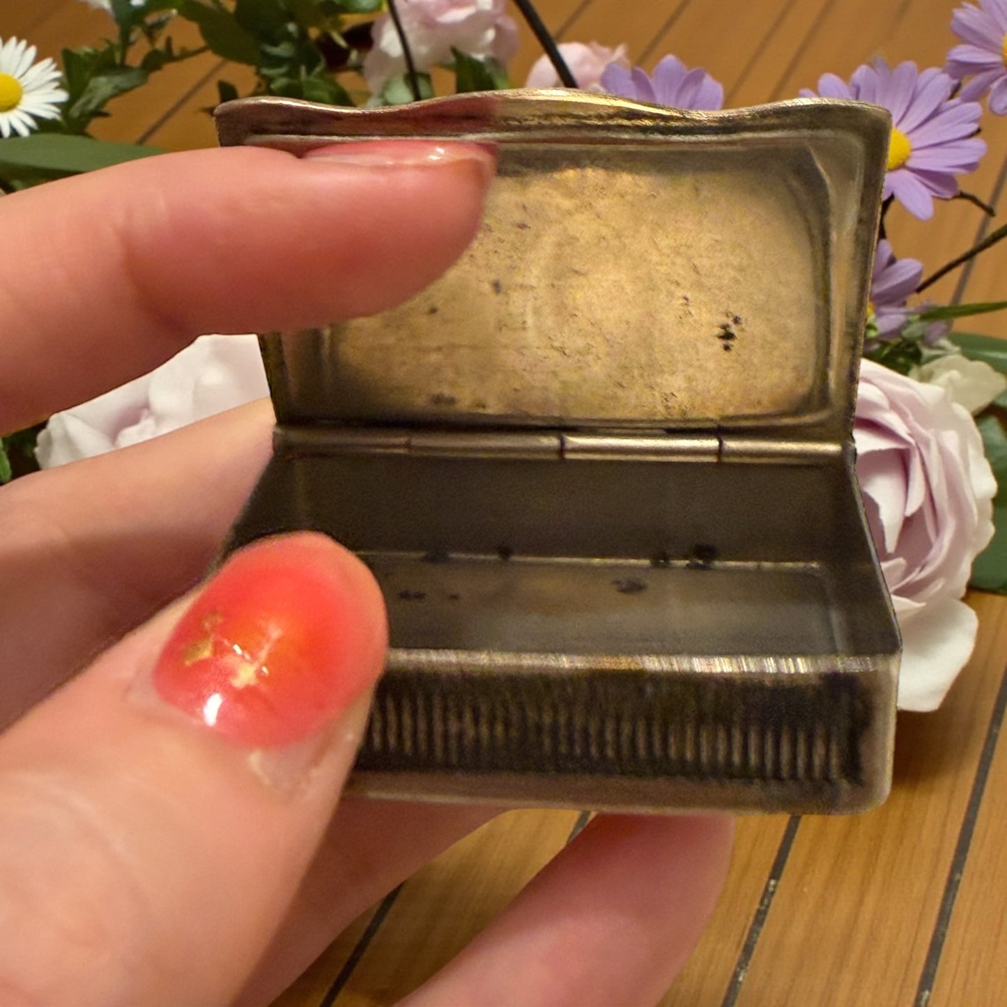 Vesta case antico lavorato in madreperla, Trouville primo ‘900