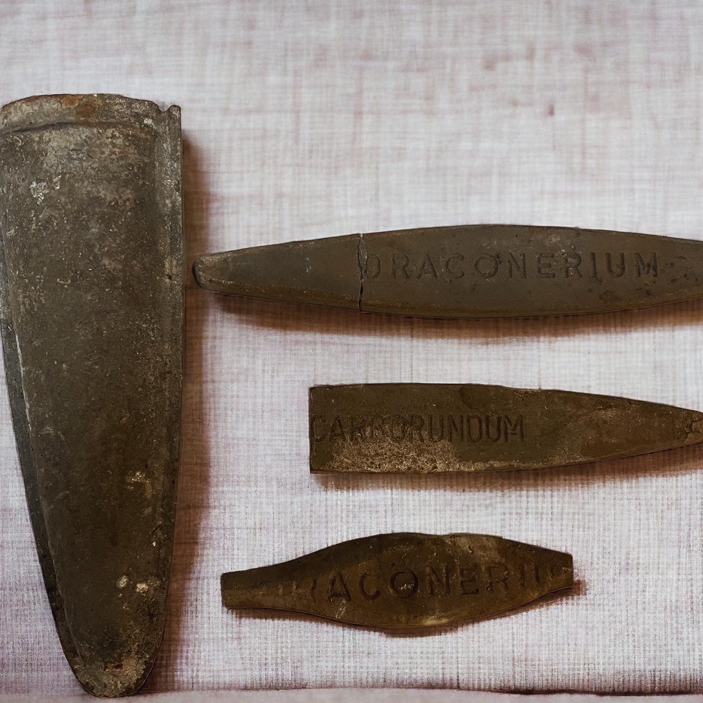 Sharpening stones with sheath