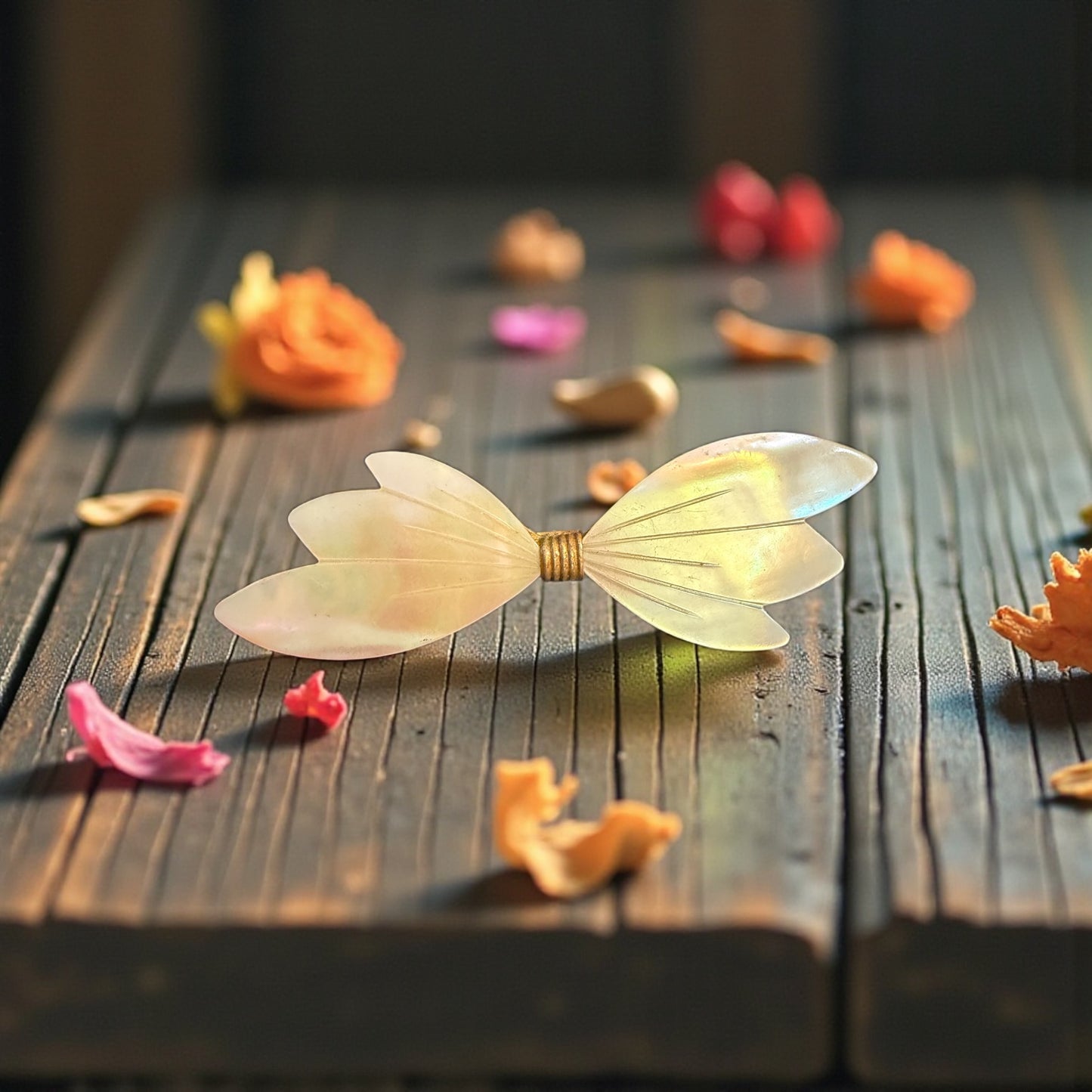 Antica Spilla broche de cou in madreperla anni 30 a guisa di fiocco