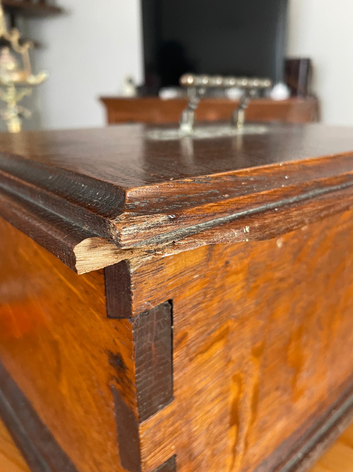 Antica cassetta con maniglia in rovere anni ‘30