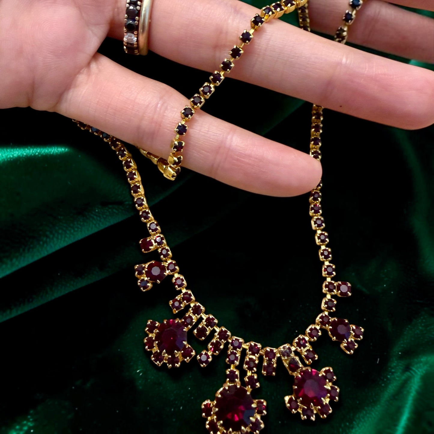 Collana anni ‘50 cristalli boemi garland style