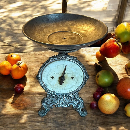 Antica bilancia ad un piatto, ghisa, primo ‘900