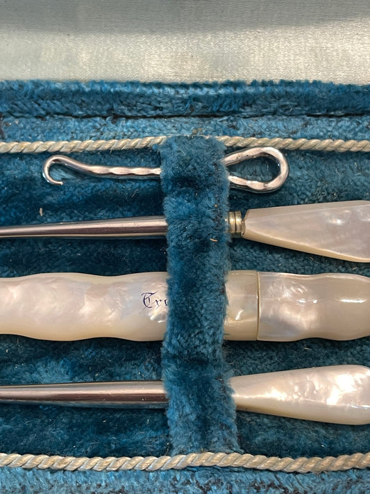 Cofanetto set cucito da viaggio vittoriano in madreperla