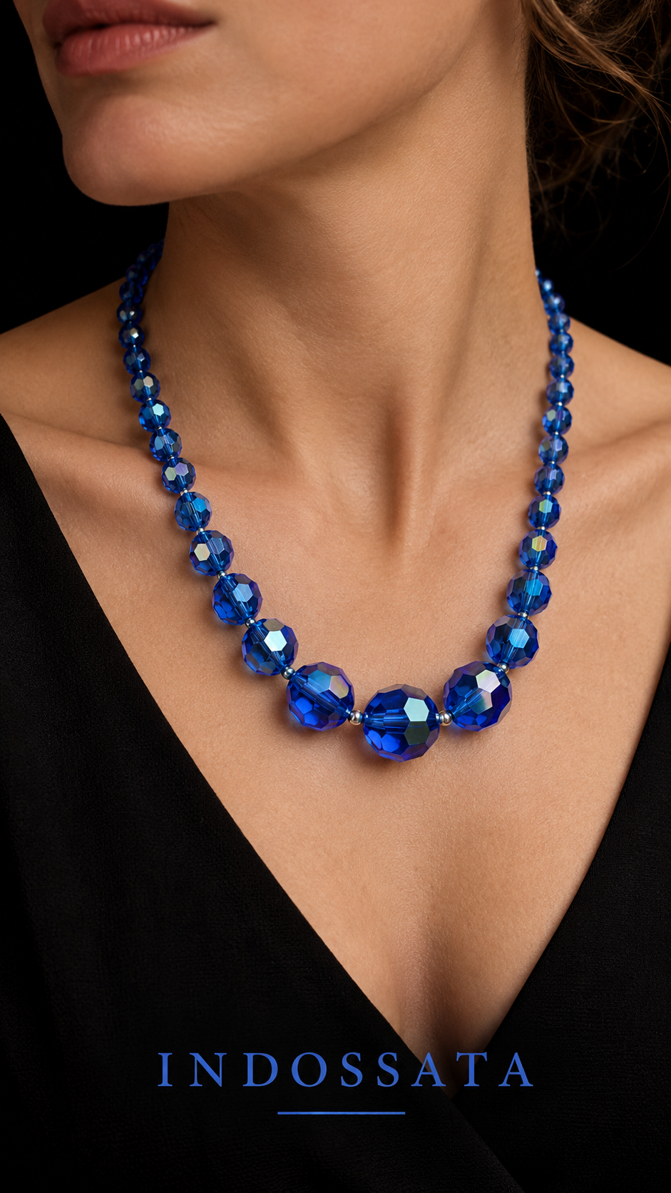 Collana degradé perle vetro sfaccettato finitura Aurora Borealis Blu con chiusura argento