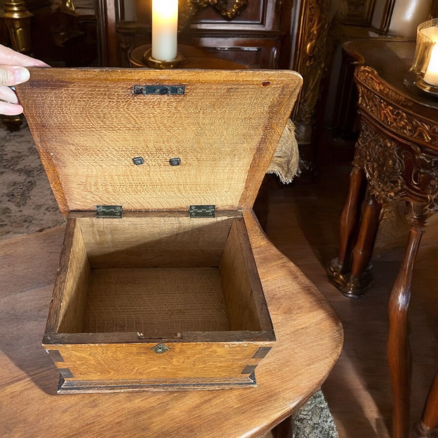 Antica cassetta con maniglia in rovere anni ‘30