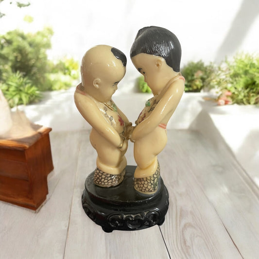 Scultura di bambini Hehe Erxian (和合二仙) in avoriolina – prima metà del Novecento