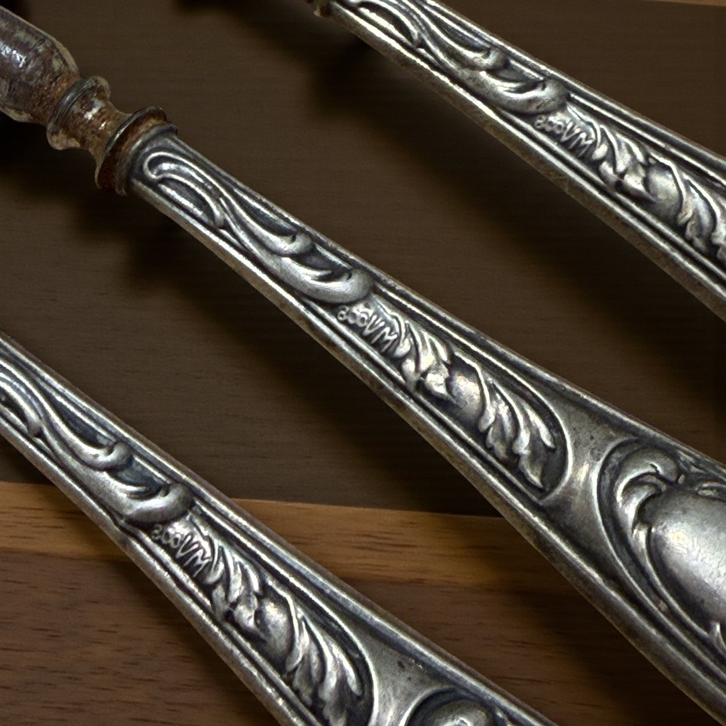 Set femminile Liberty con manico in argento ottocento