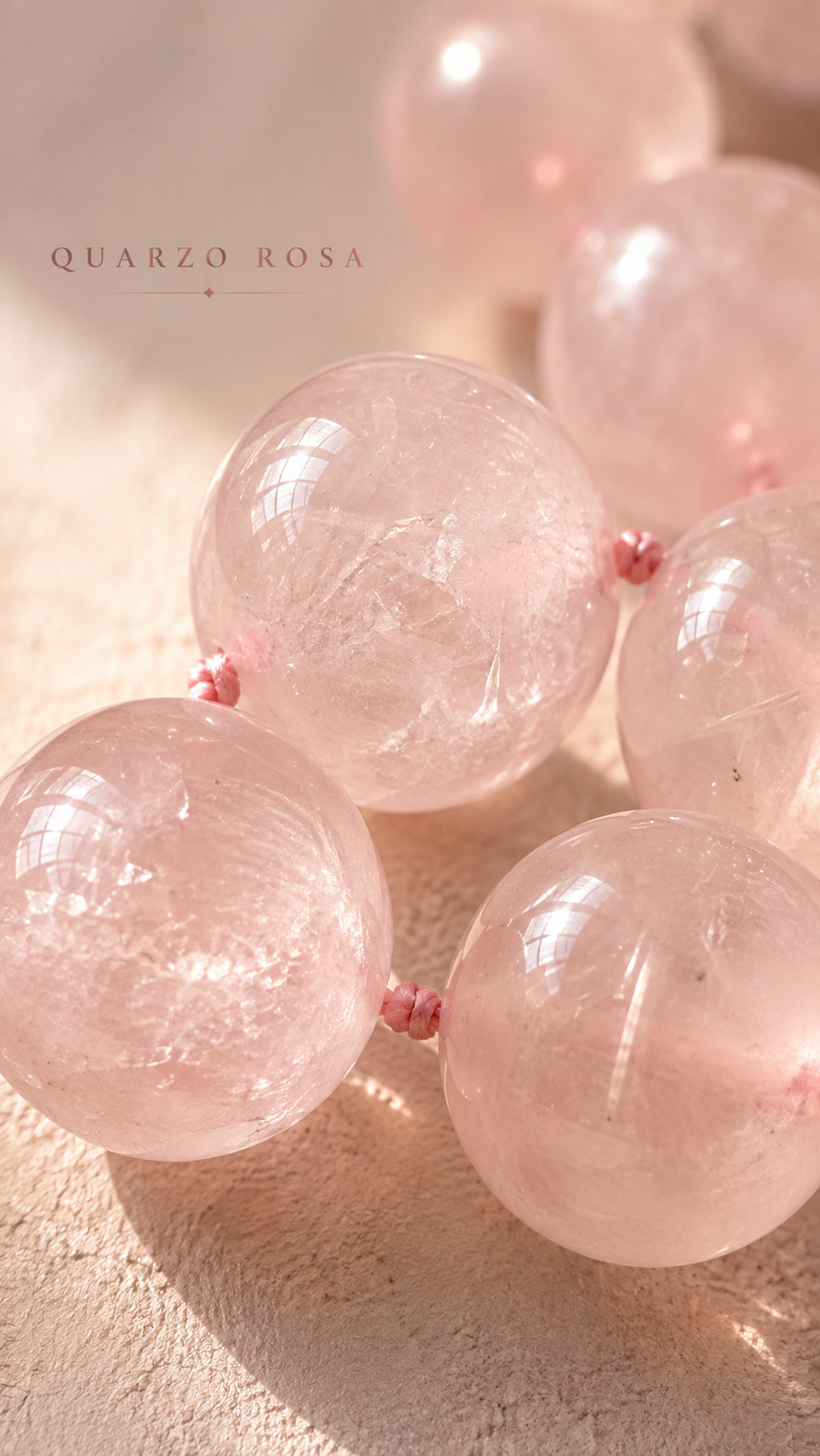 Collana collier in perle di autentico quarzo rosa infilate a mano, chiusura dorata a conchiglia, anni ‘60