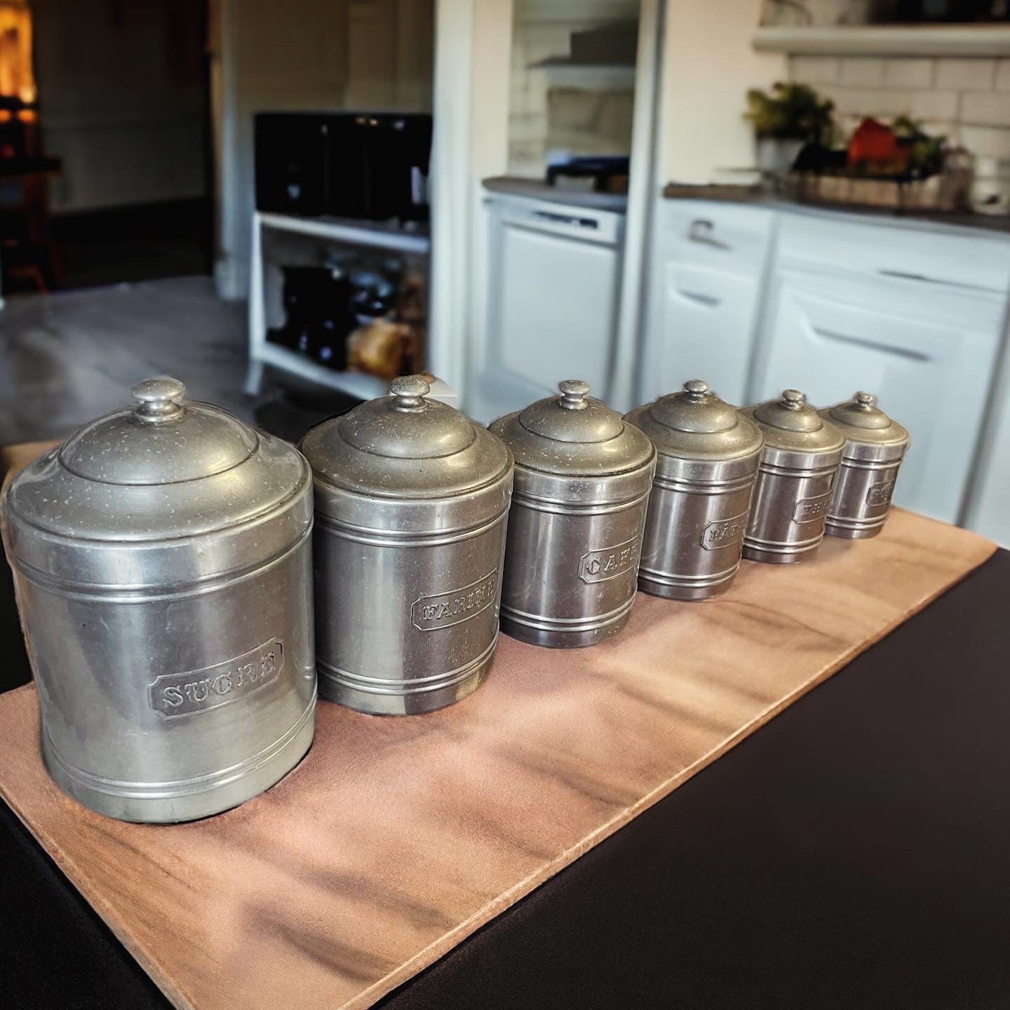 Set of 6 aluminum kitchen jars