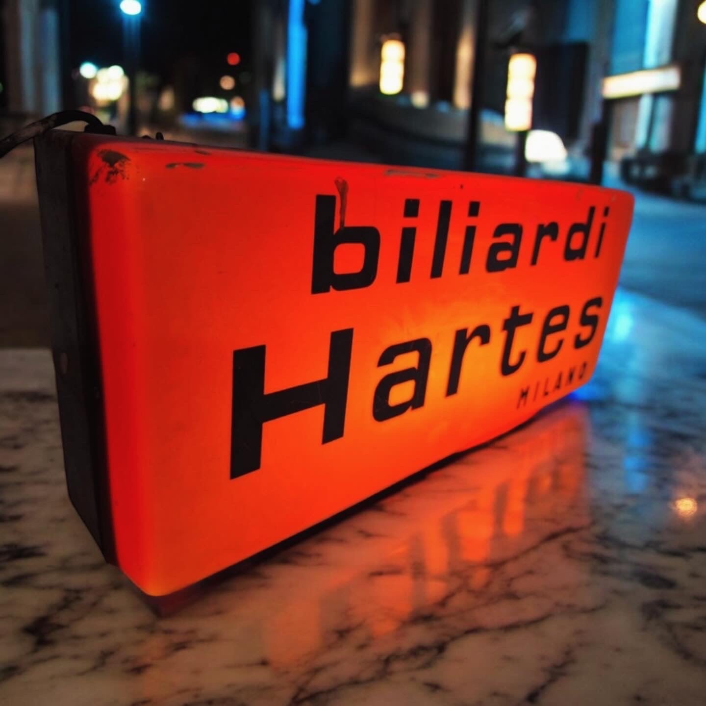 Hartes Billiards Light Sign