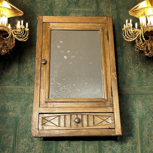 Antico armadietto da toeletta per medicinali, primo ‘900 con iscrizione 1942