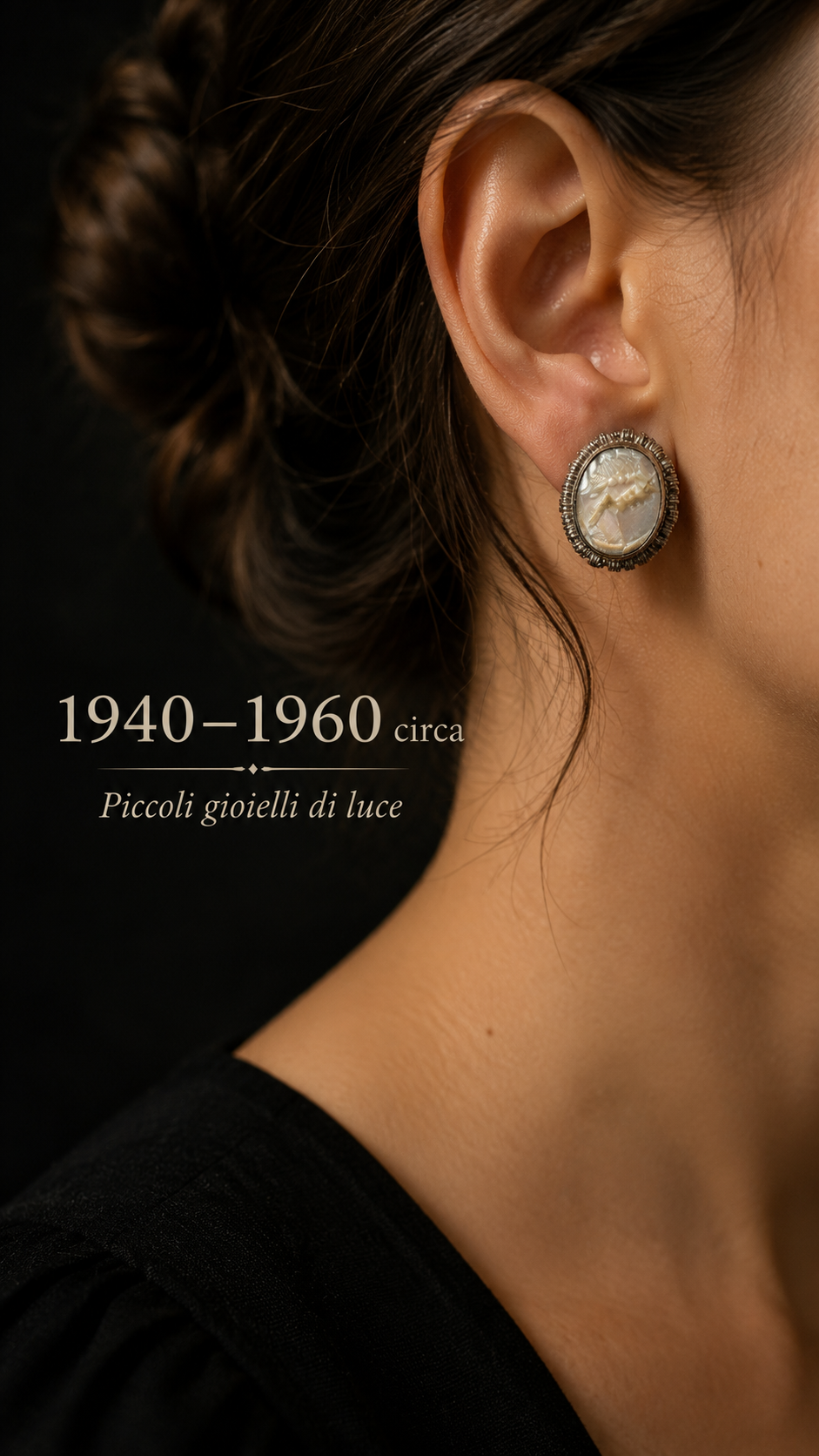 Coppia orecchini clip anni ‘50 in argento 800 con cammei in madreperla incisa a ritratto