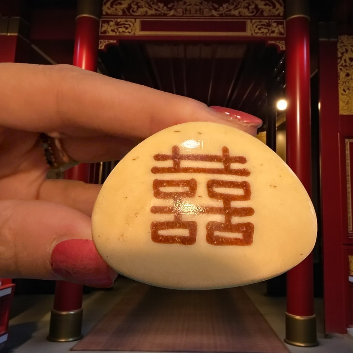 Scatola nuziale in osso cinese per pasta di cinabro