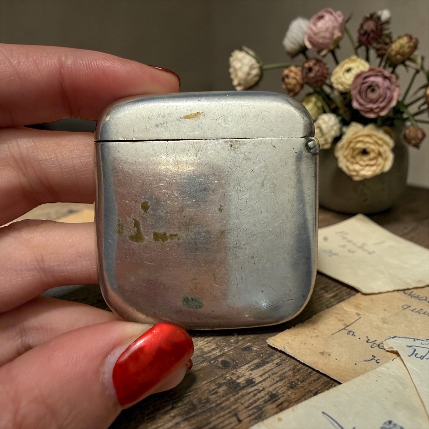 Vesta case placcato argento di fine ‘800 con Vittoria alata