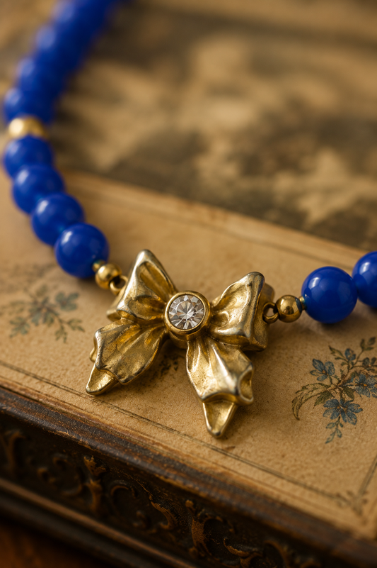 Collana in opalina blu nuova da atelier Americano originale anni ‘30