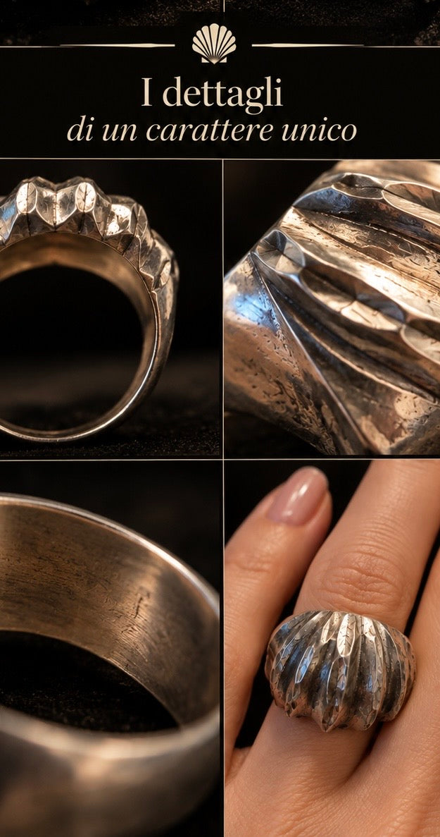Anello in argento modernista a guisa di conchiglia