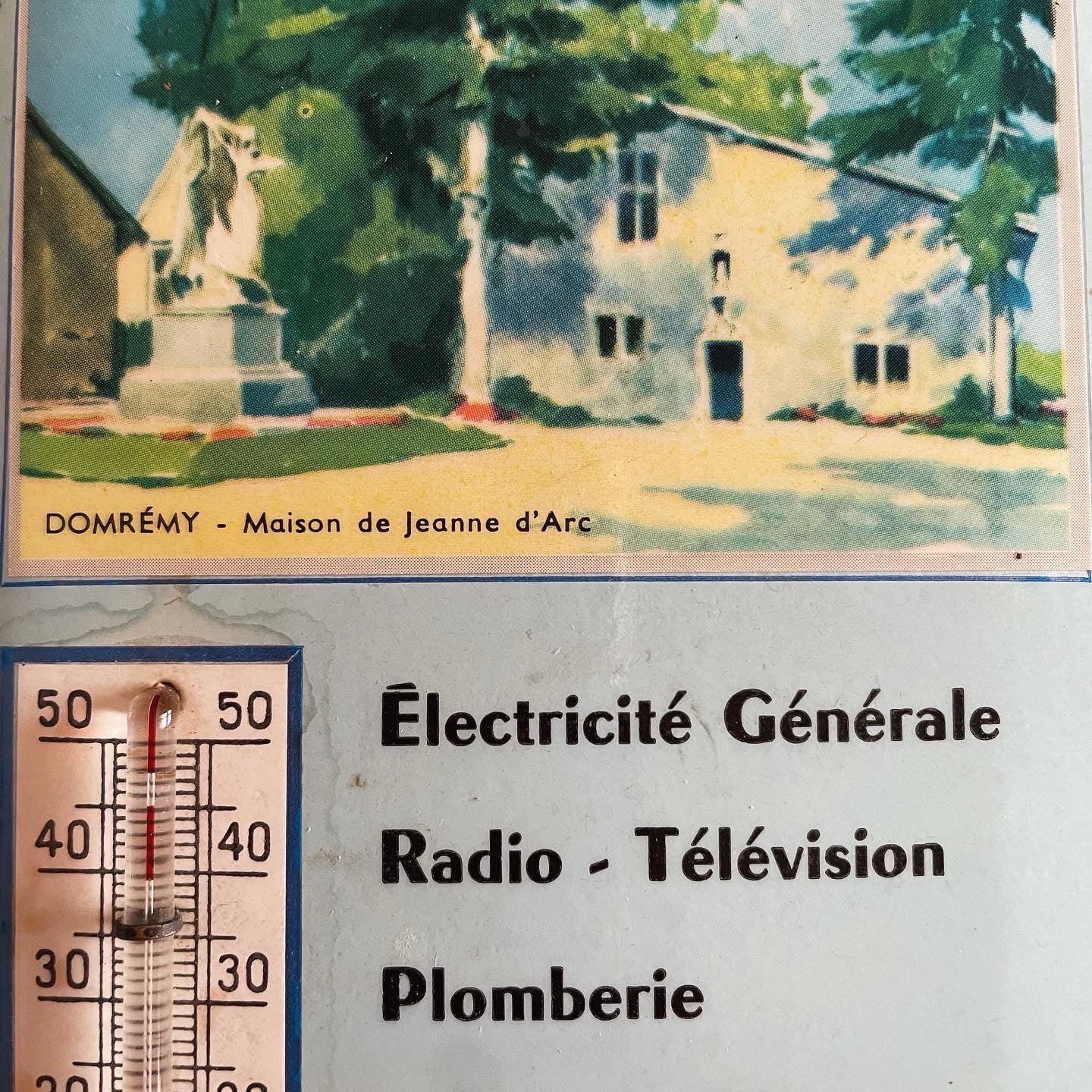 Radio television advertising thermometer