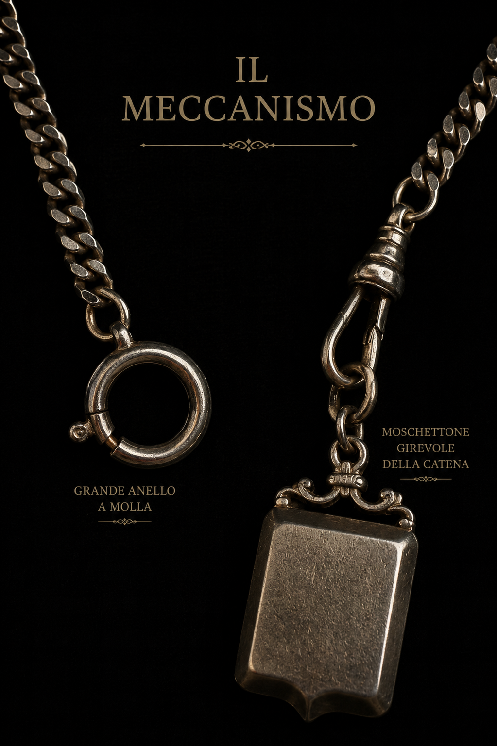 Antica guard chain con locket sentimentale apribile a guisa di stemma araldico