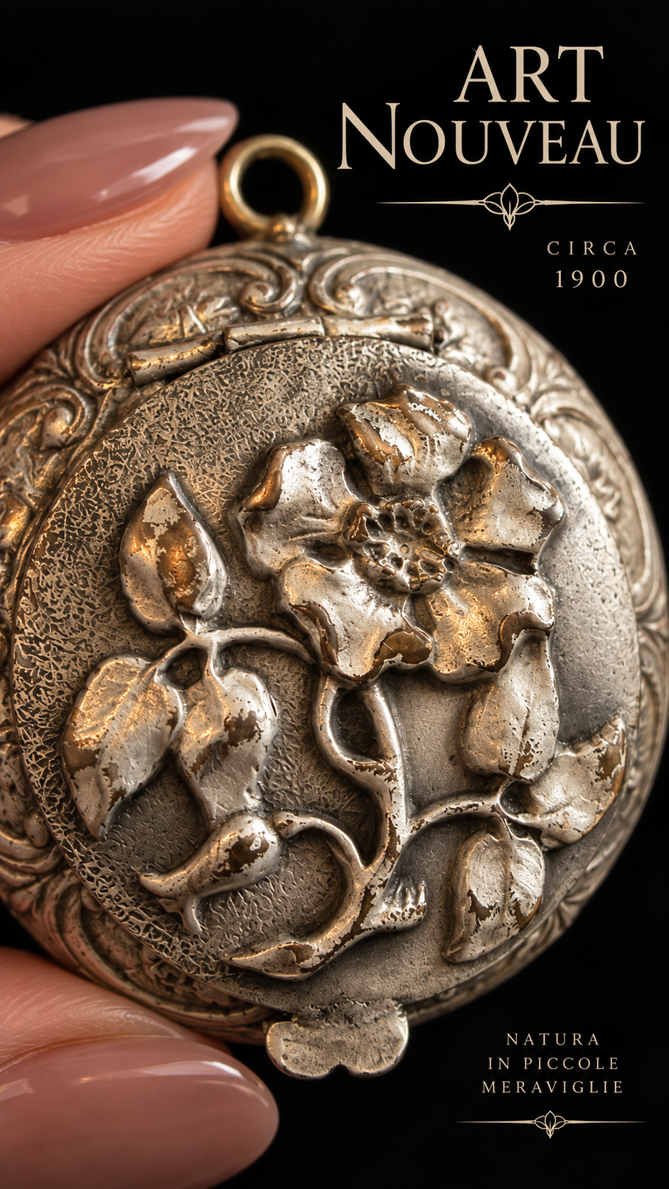 Pendente compact da Châtelaine con specchietto e fève d’epoca porta fortuna