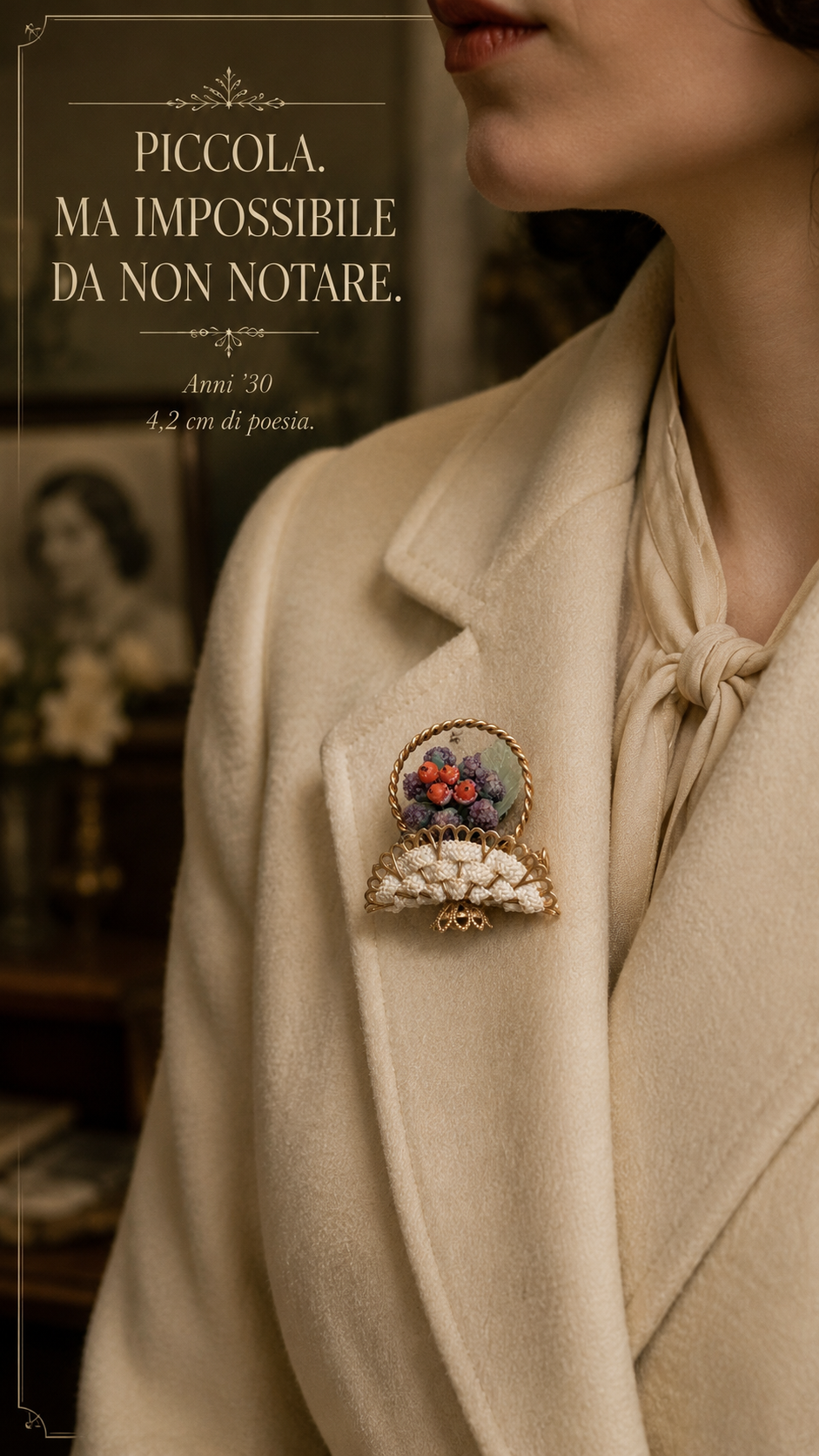 Antica spilla 30s basket brooch con sugared berries d’epoca